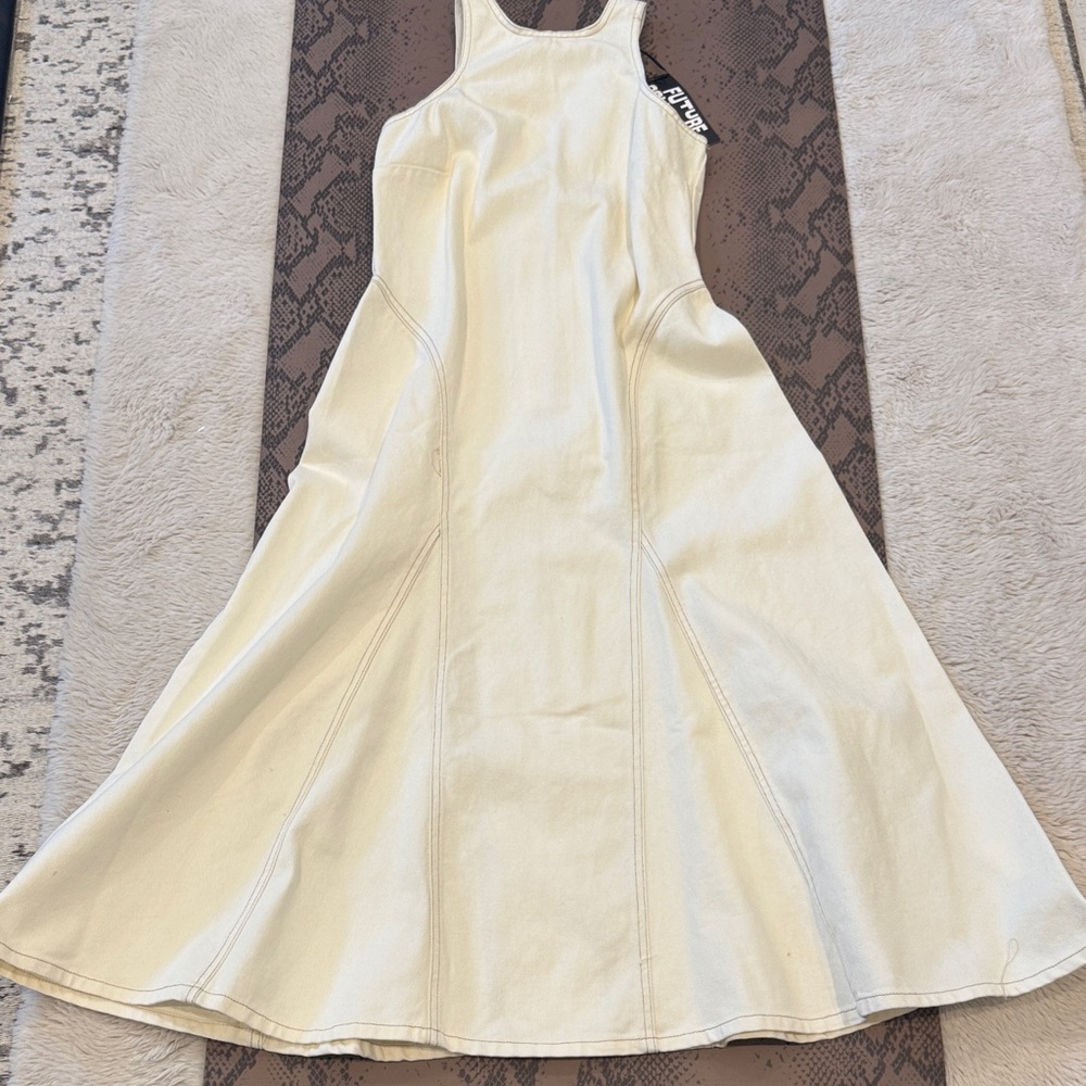 Chic Cream Denim Midi Dress